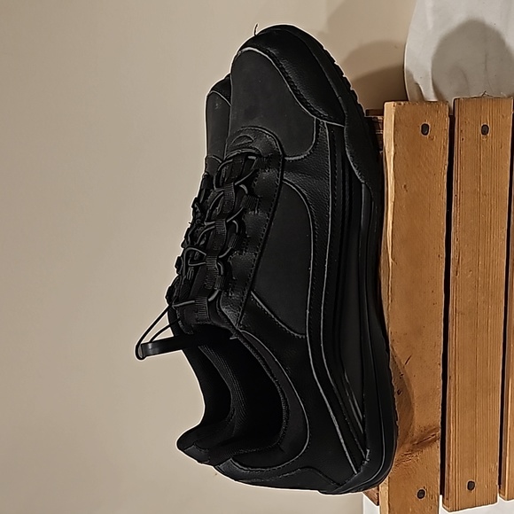 B Tredsafe enduro pro 10 women black work slip resistant NWT pristine condition - Picture 8 of 13